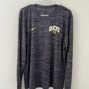 Nike Team Issued Oregon Men's Gray Long Sleeve Shirt